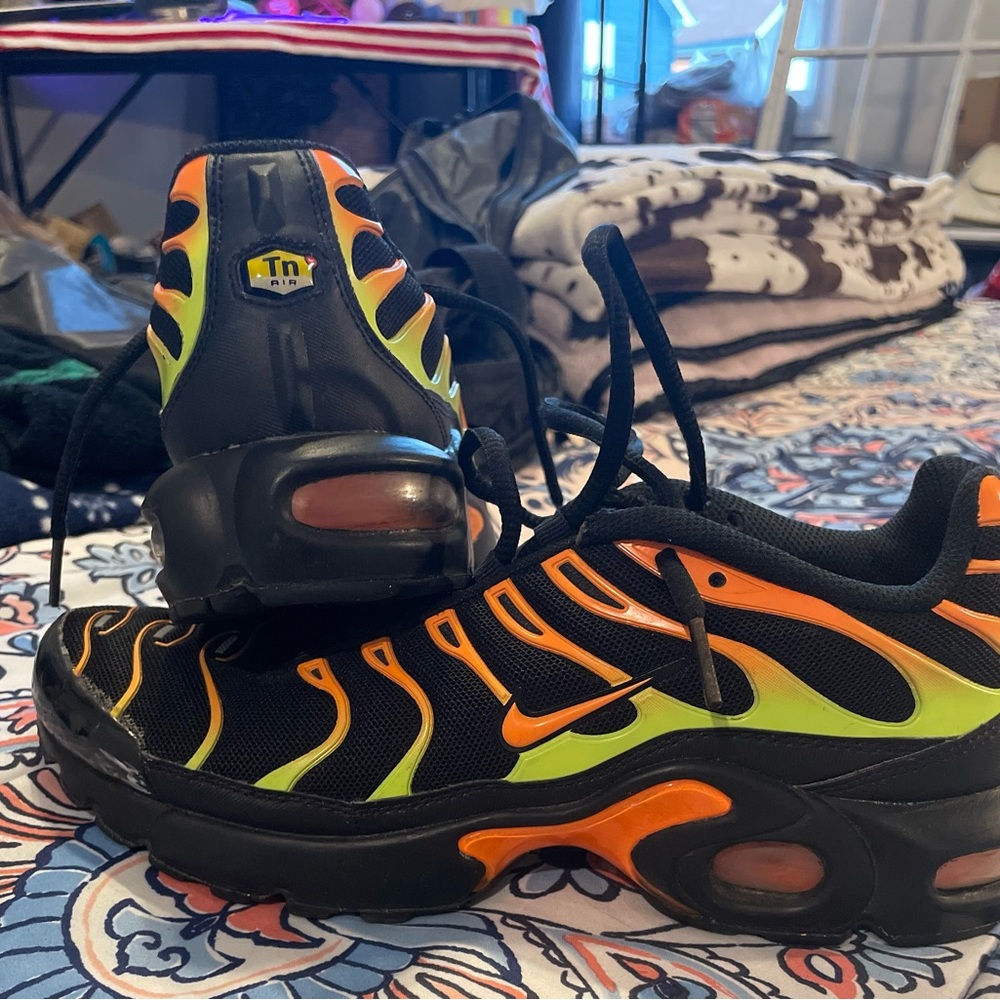 Nike sz 7Y shoes